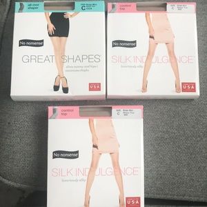 3 pairs of No Nonsense pantyhose size C